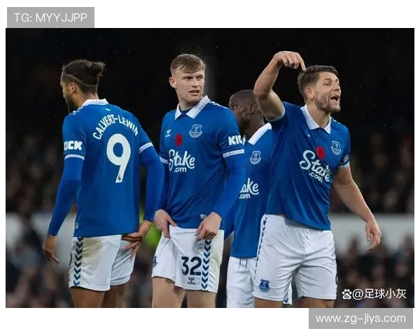 曼联考察双翼备战欧冠夏窗引援