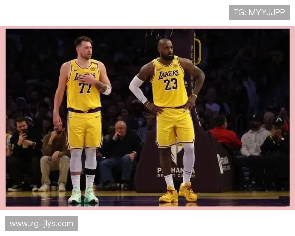 湖人胜鹈鹕 东契奇詹姆斯锡安齐亮相 湖人胜鹈鹕 东契奇詹姆斯锡安齐亮相